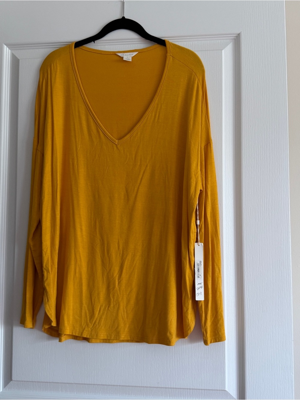 Caslon V-Neck Long Sleeve Top in Mustard